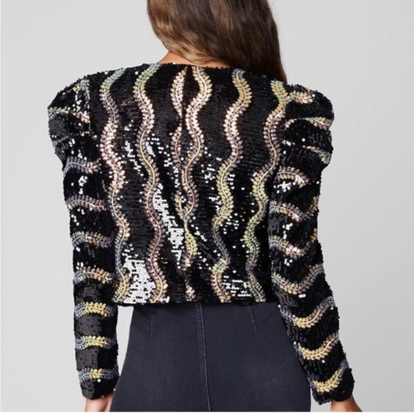 Blank NYC Beauty Spot Sequin Embellished Iridescent And Black Crop Jacket Size M - Picture 2 of 14